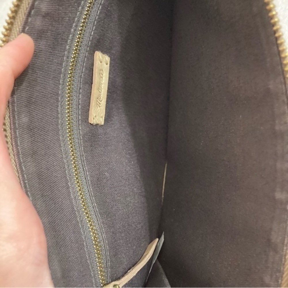 Madewell fringed clutch bag - Picture 5 of 5